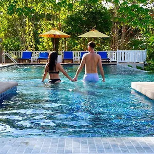 **** Hotel Treeya Lanta Thailand